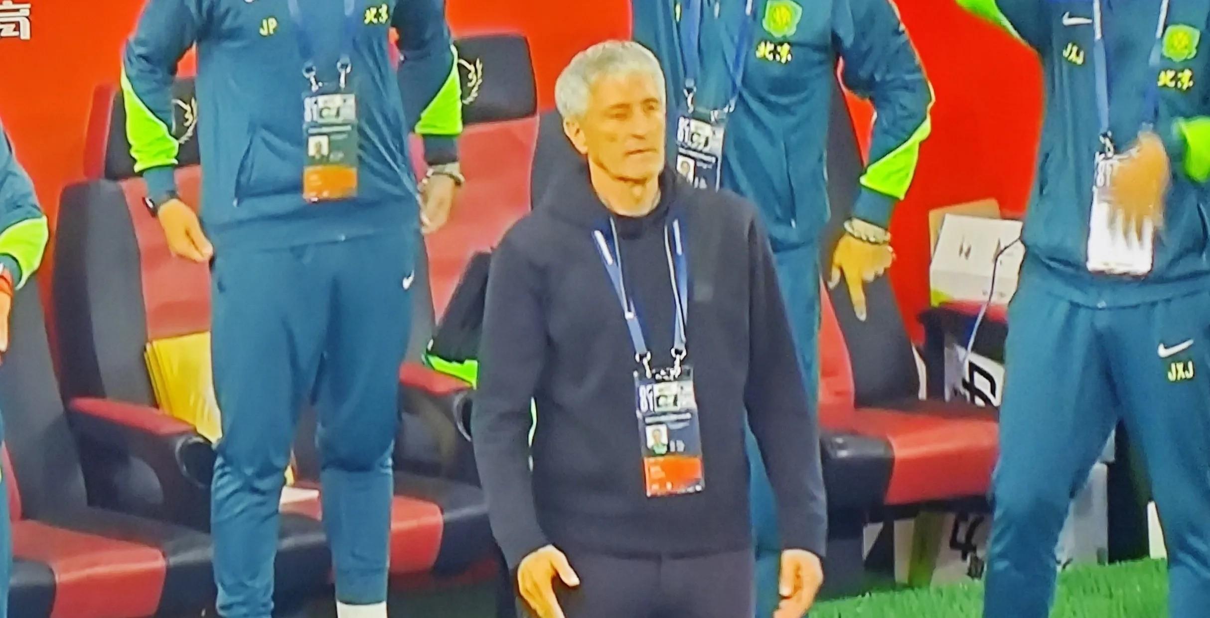 法甲国际比赛日走向成谜;斯图加特更衣室发声;球迷炸锅;训练强度明显提升 法甲国际比赛日走向成谜;斯图加特更衣室发声;球迷炸锅;训练强度明显提升